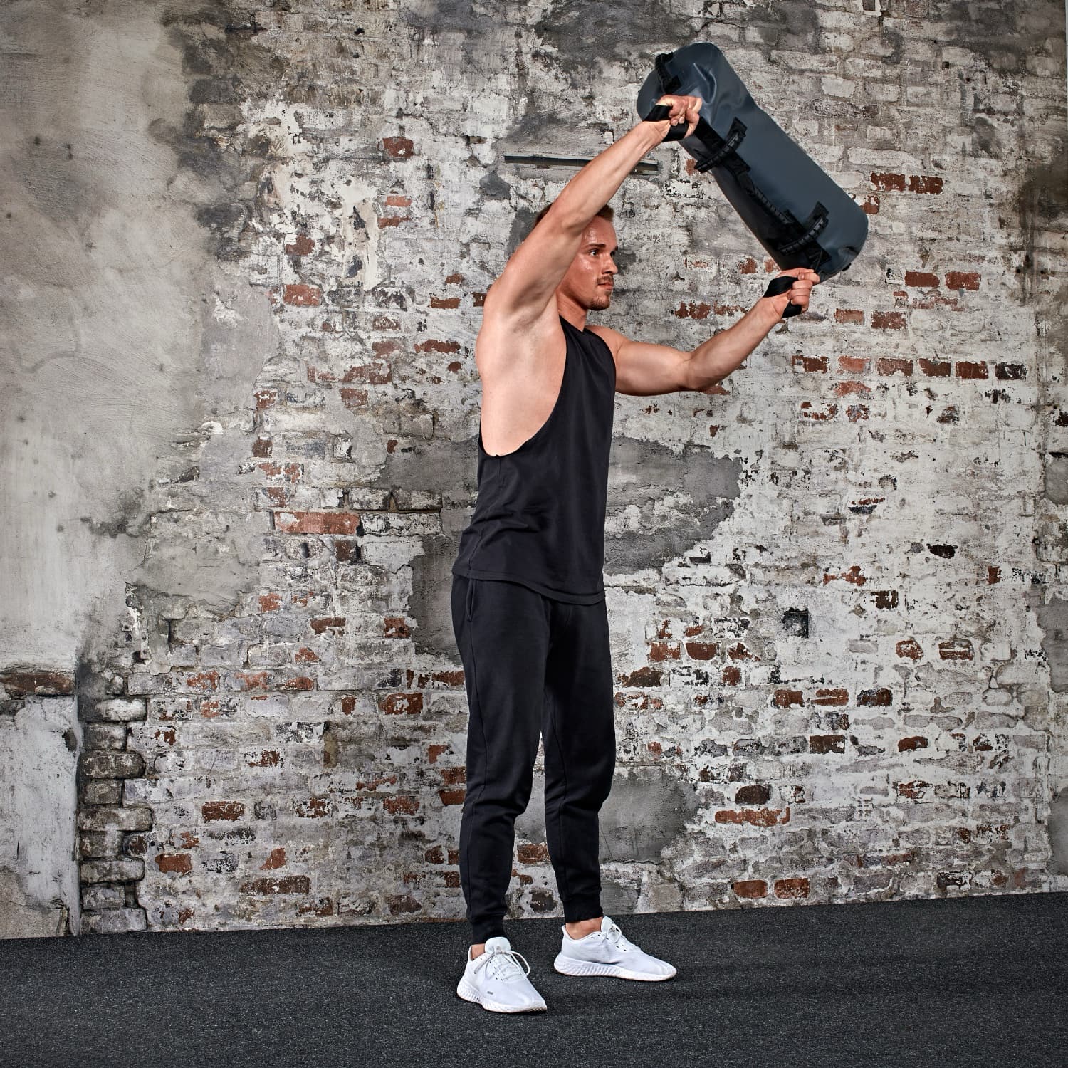 Sandbag - One size. Up to 30 kg. - Ironwave
